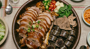 Pyeongando Feast Set  ( Jokbal +Sundae ) 🍖